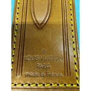 Louis Vuitton Luggage Tag Small-with Generic Purse Charm